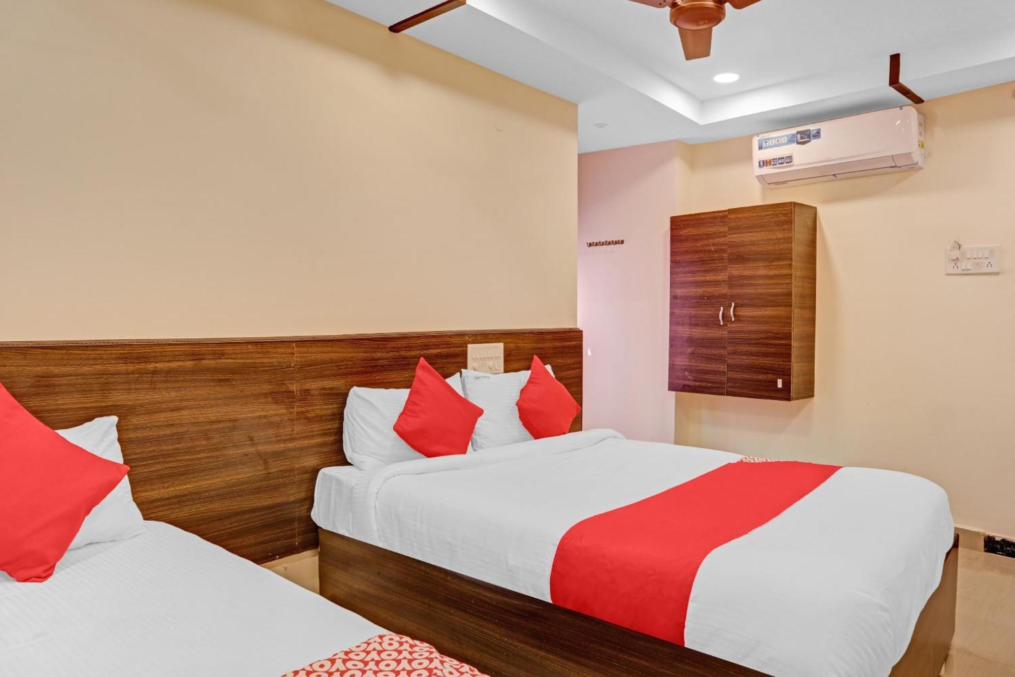 Super Hotel O Ramya Inn Warangal Exterior photo